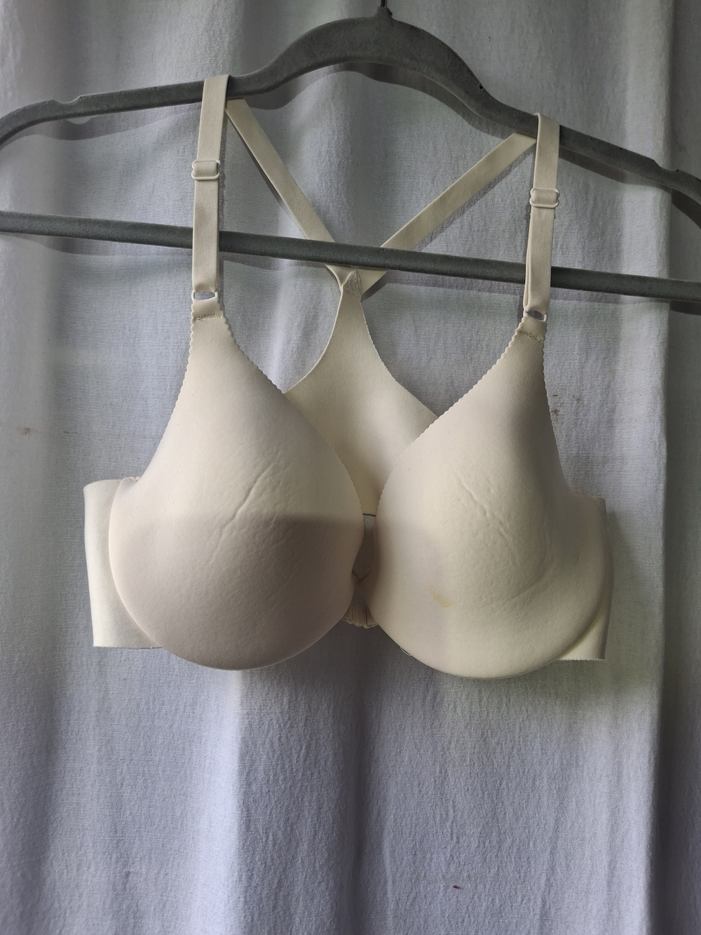 Lilyette Smooth Molded Underwire Bra in Cream